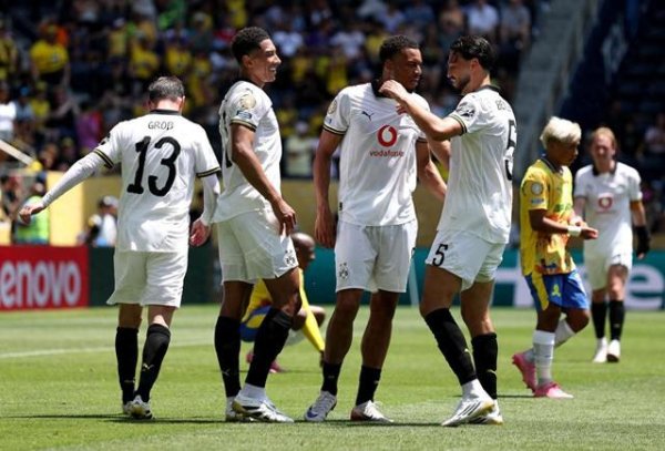Polk nghĩ rằng Dortmund bị ảnh