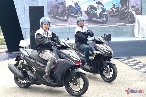 Giá xe máy giảm mạnh, người mu